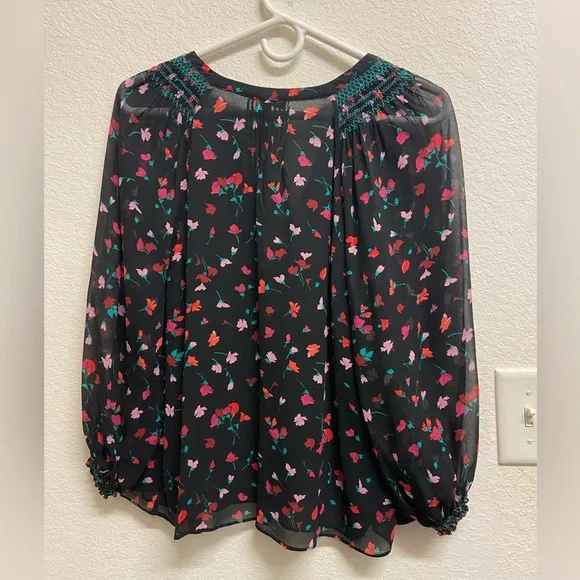 Joie Gontilda Silk Floral Long-Sleeve Top - Picture 9 of 10